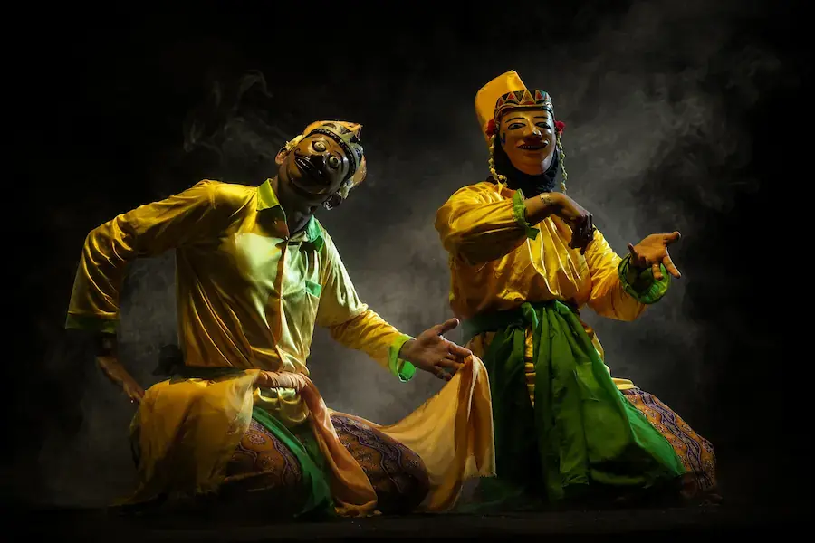 De Banjarmasin Manopeng-dans, een heilig Banjar-maskerritueel vol mysterie