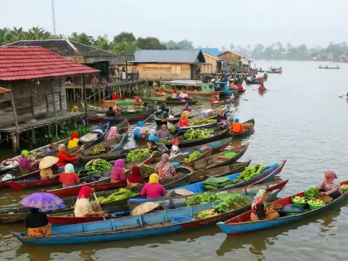 Lok Baintan Floating Market